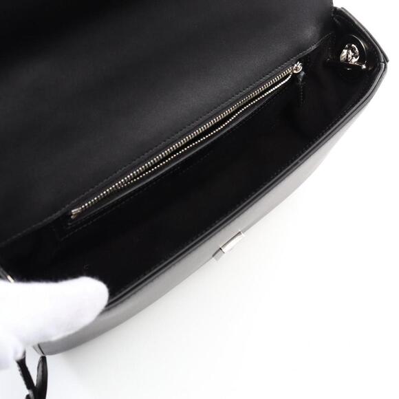 GUCCI Black Leather Shoulder Bag - Picture 4 of 10